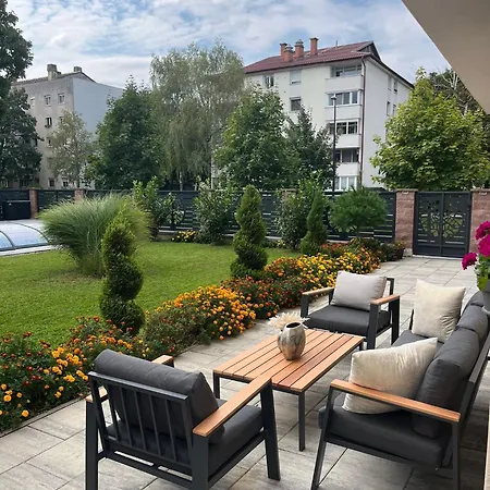 Apartman Moste 5 -with Pool&parking, Ev Station